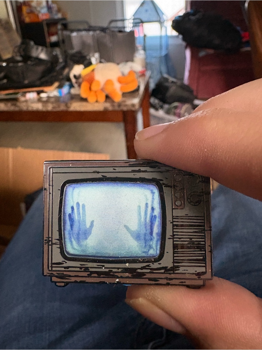 Hot Topic Little Nightmares Enamel Pin